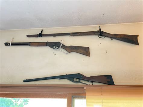 Lot Vintage Red Ryder Bb Gun Daisy Bb Gun And Antique Rifle