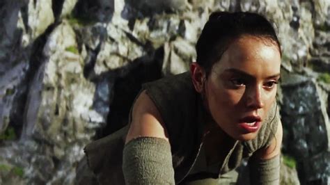Daisy Ridley As Rey Star Wars The Last Jedi Wallpaper Baltana