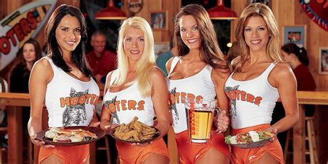 The Toll Of Being A Hooters Waitress