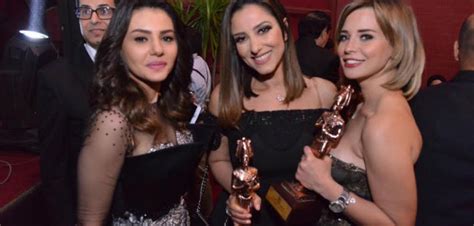 مشاهدة مسلسل كوفيد 25 حلقة 14. بالصور- إيمان العاصي ودينا فؤاد الأكثر أناقة في حفل المحور ...
