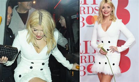 Brits 2018 Holly Willoughby Looks Bleary Eyed As She Risks Wardrobe