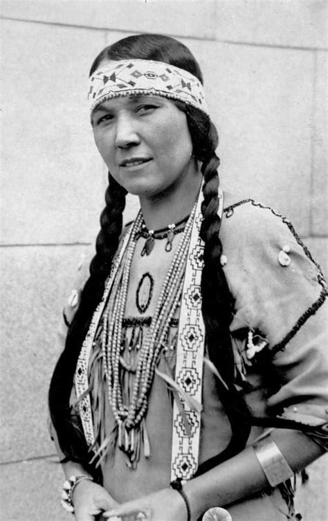 Tsianina Redfeather Famous Creek Cherokee Singer And Performer Photo Taken Between 1920 1940