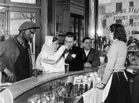 Robert Doisneau Couple Dancing