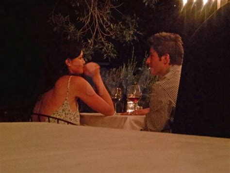 Courtney Robertson Spotted Kissing Arie Luyendyk Jr Ok Here S The