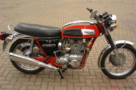 A motorcycle is officially on your wish list, but you may not have decided just which bike is the right one for you. 1969 Triumph Trident T150T Classic British Motorcycle
