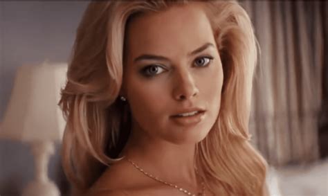 Margot Robbie Humiliated By Leaked Photos On Set Inside The Magic