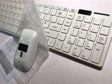 White Wireless Keyboard With Number Pad And Mouse For Hp All In One 24