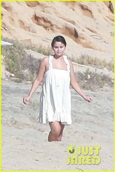 Full Sized Photo Of Selena Gomez Frolics On The Beach Nicola Peltz