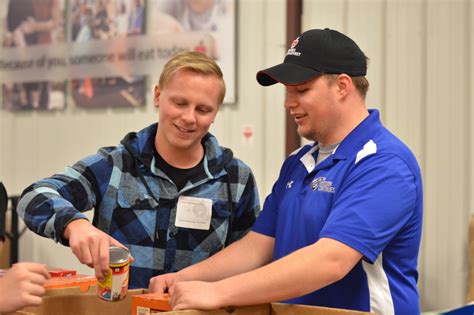 Ozarks food harvest is the only food bank serving southwest missouri, providing more than 20 million meals to 270 pantries and programs reaching 261,300 people in 28 counties. Veteran continues service by volunteering - Ozarks Food ...