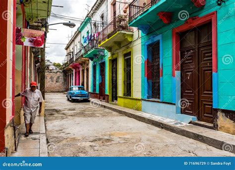 Colorful Houses Havana Cuba Editorial Stock Image Image Of Pink