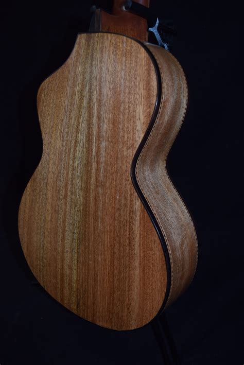 Mele Spalted Mango Guitarlele Cutaway with MiSi pick up # ...