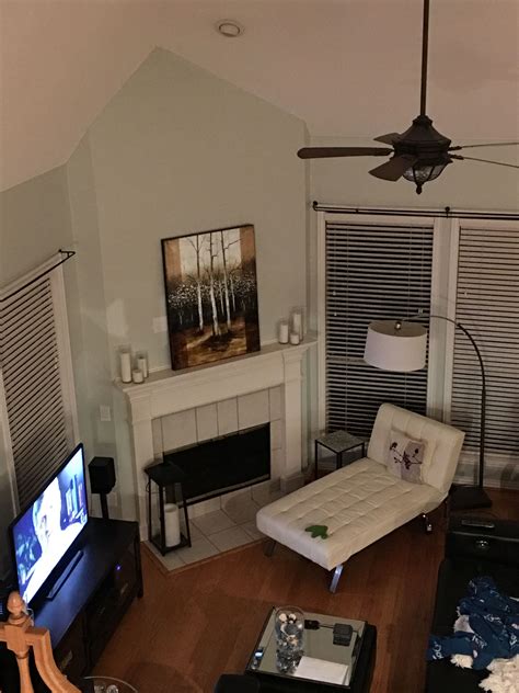 But i never regret seeing a new color in person, so no harm done. Paint Benjamin Moore Healing Aloe in living room at night ...