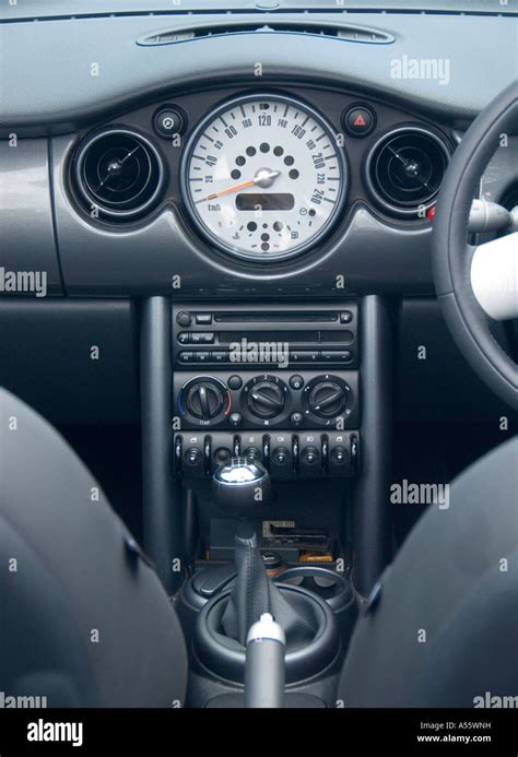 Mini Dashboard High Resolution Stock Photography And Images Alamy