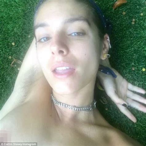 Caitlin Stasey Shows Off Her Underarm Hair And Breasts Daily Mail Online