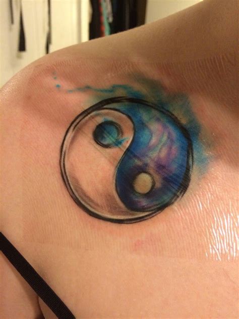 Watercolor Yin Yang Tattoo 9 Yin Yang Tattoos For Couples Arm Tattoos For Guys Trendy Tattoos