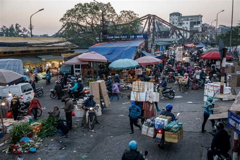 Visit The Long Bien Market In Hanoi Vietnam For The Best Produce And