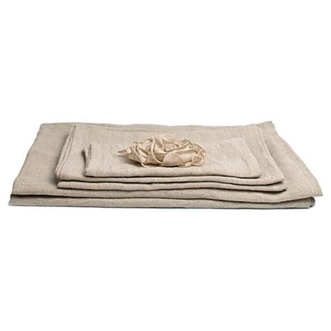 Our gordian knot guest towels feature a delightful chain of knots. Pure Linen Bath Towels - IPPINKA