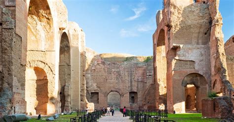 Die antiken caracalla thermen befinden sich auf dem aventin in rom. Audioguide THERMES DE CARACALLA - Visite - Guide ...