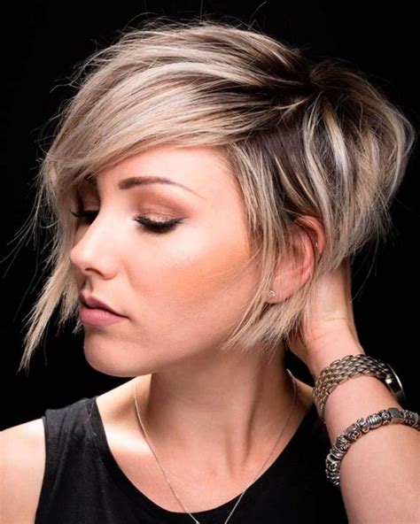 Short Haircuts For Girls 2023 Best 19 Trends In Womens Short