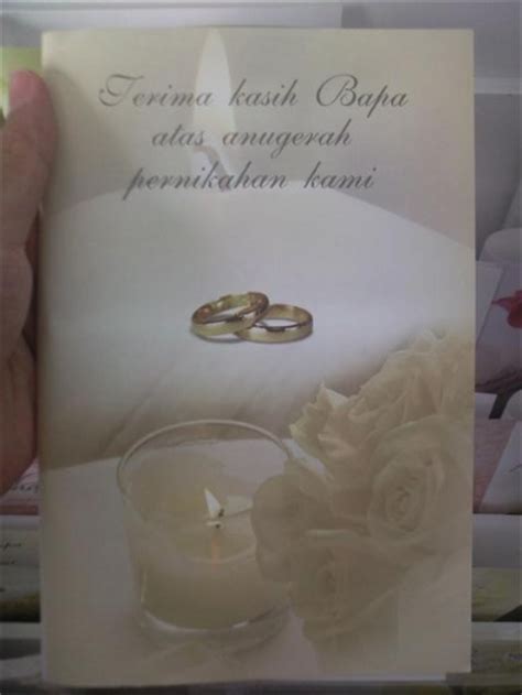 Dan karena sejak menjadi organis gereja gw lebih menghayati lagu liturgi dalam misa akhirnya gw mencari pastur yang (istilahnya) liturgis banget. Bikin Buku Misa Pernikahan katolik oleh Dr. Handry Carlos ...