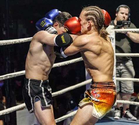 The Muay Thai Clinch Is More Than What You Think It Is