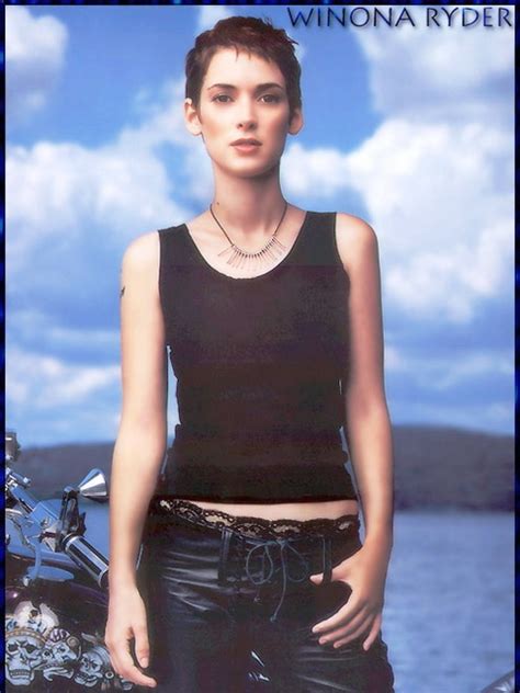 Hot Pictures And Wallpapers Winona Ryder