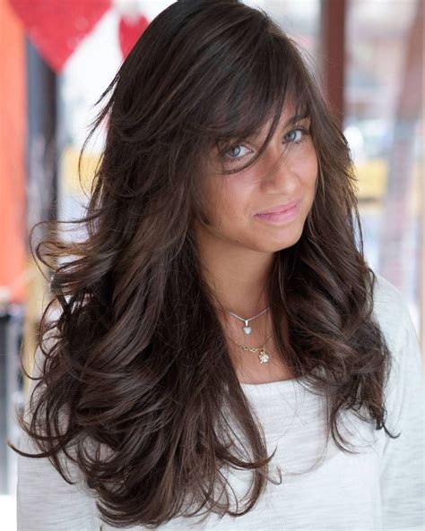 40 Side Swept Bangs To Sweep You Off Your Feet Hairstyles With Bangs