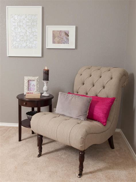 Comfy chairs for bedroom make that just a little bit easier. See a traditional gray bedroom sitting area with a neutral ...