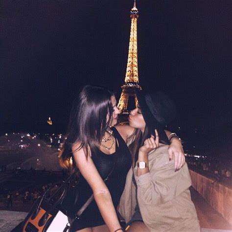 Paris Lesbians Love Lesbian Photography