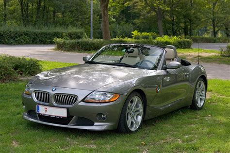 The first generation of the bmw z4 consists of the bmw e85 (roadster version) and bmw e86 (coupe version) sports cars. 2002 BMW Z4 3.0i E85 related infomation,specifications ...
