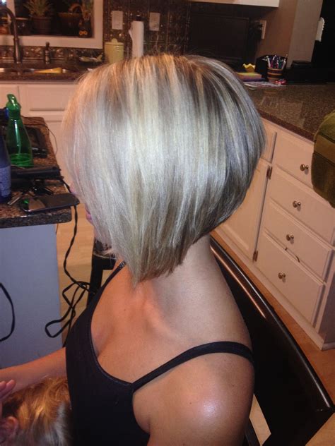 The Angled Bob Hairstyle Cyndi Spivey Hair Styles Short Hair Styles Stacked Bob Haircut