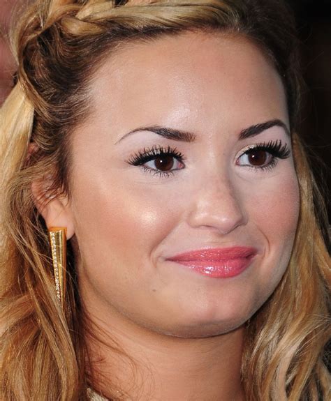 Demi Lovato Makeup