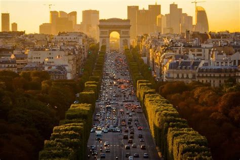 Avenue Des Champs Elysées Paris France Paris Sunset Places To