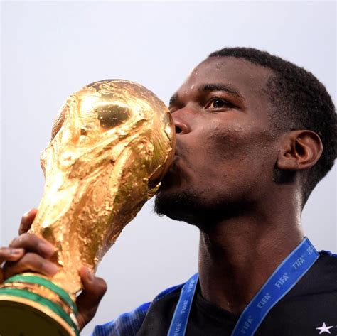 Paul pogba is a midfielder who has appeared in 26 matches this season in premier league, playing a total of 1896 minutes. Le champion du monde Paul Pogba en vacances en Polynésie ...
