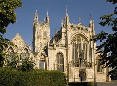 Gloucester Cathedral - WOW.com