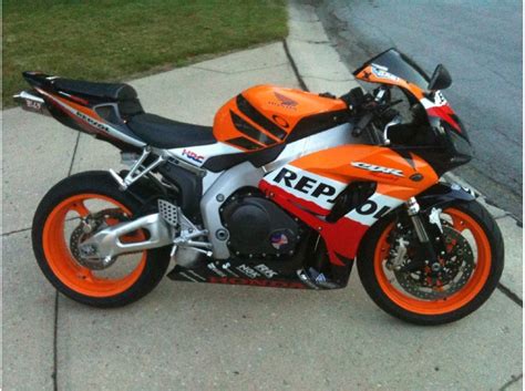 Модель спортивного мотоцикла honda cbr1000rr fireblade появилась на рынке в 2004 году, придя на смену honda cbr954rr fireblade. 2007 Honda Repsol Cbr1000rr Motorcycles for sale