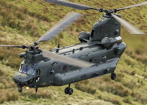 Raf Chinook Hc3 Chinook Military Helicopter Raf