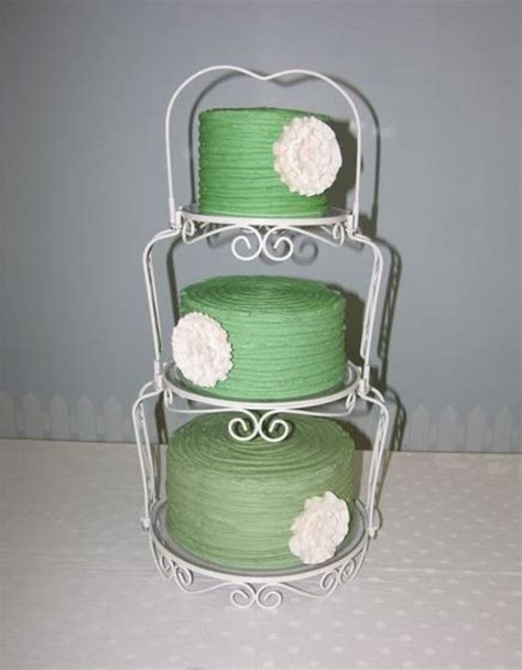 These gorgeous wedding cakes are sure to inspire your wedding cake design. Sage Green Wedding Cake - CakeCentral.com