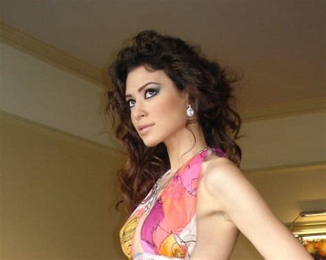 Arwa Gouda Egyptian Actress And Model Very Hot And Sexy Pics Free Wallpapers Wallpapers Pc
