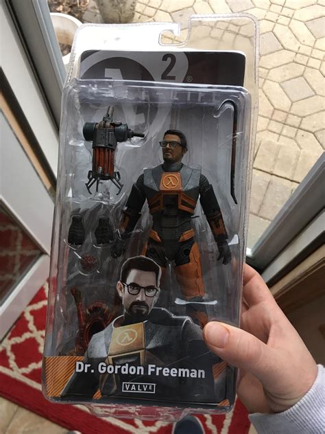 Happy To Finally Get A NECA Gordon Freeman Figure R HalfLife