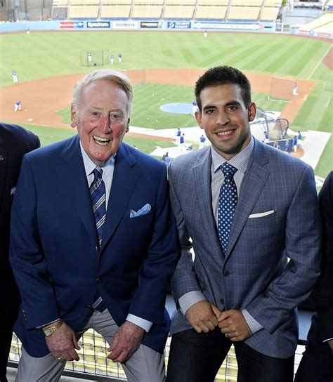 How Joe Davis Approaches The Remote Idea That Hes Even Replacing Vin Scully In The Dodgers Tv