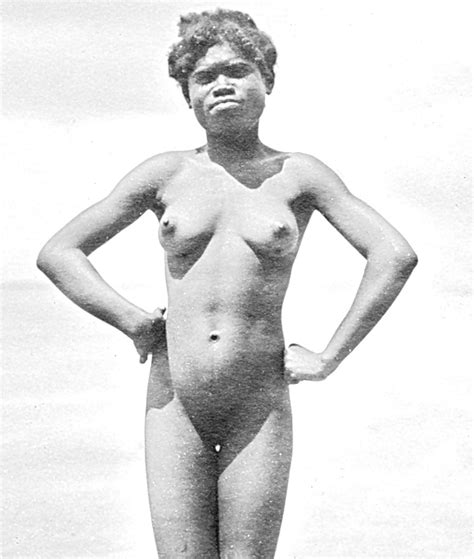 VIntage Nude Oceania Photo 13