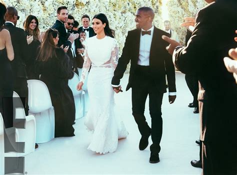 Romantisnya Foto Ciuman Pernikahan Kim Kardashian Kanye West