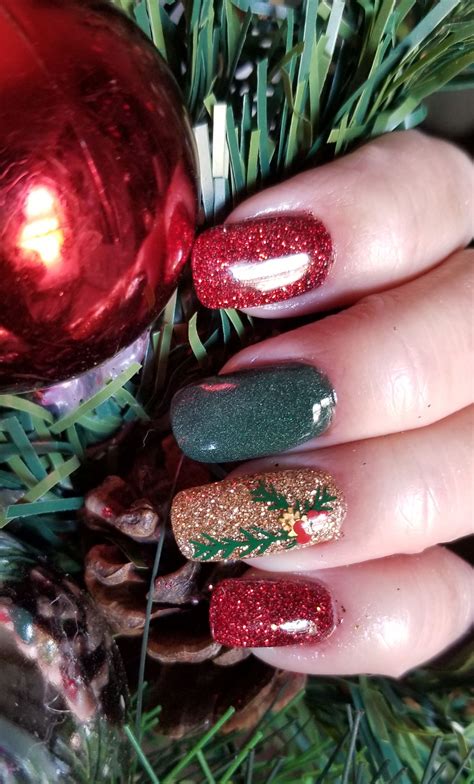 Sparkle And Co Christmas Nails Nails Christmas Nails Dip Powder Nails