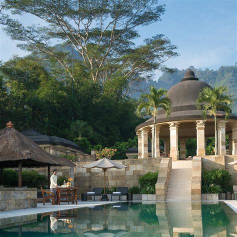 Amanjiwo The Most Luxurious Resort In Borobudur