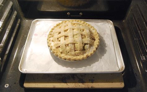 Apple Pie Bakealong Via Kingarthurflour Pie Dessert Best Apple Pie Homemade Pie