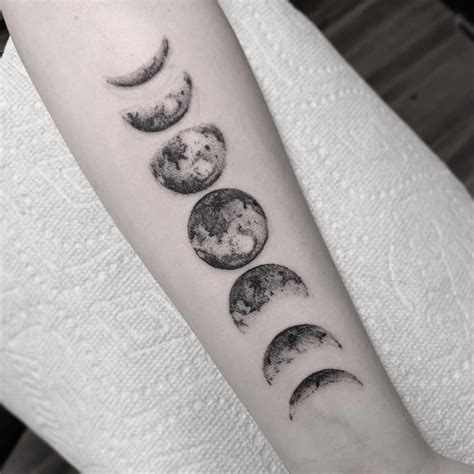 25 Moon Phases Tattoo Ideas