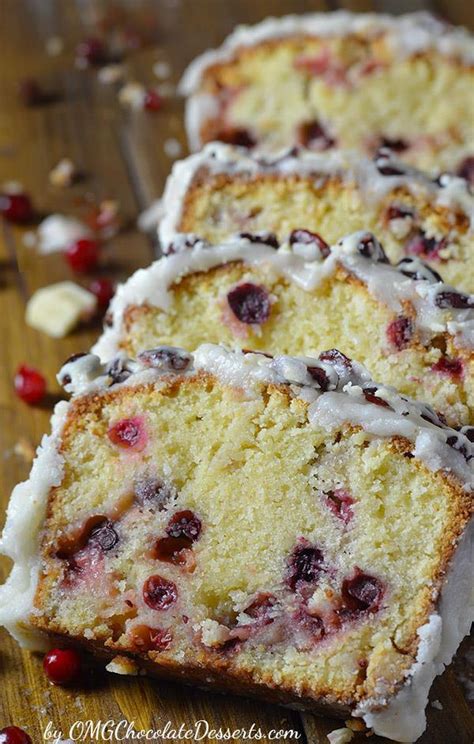 Give your christmas cake a stylish and professional finish this year with this sparkling decoration idea. Christmas Cranberry Pound Cake - OMG Chocolate Desserts