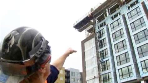 Construction Worker Falls To His Death Video On