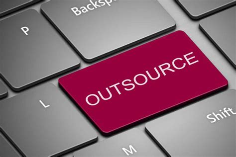 7 Proven Techniques To Successfully Outsource Web Development Project